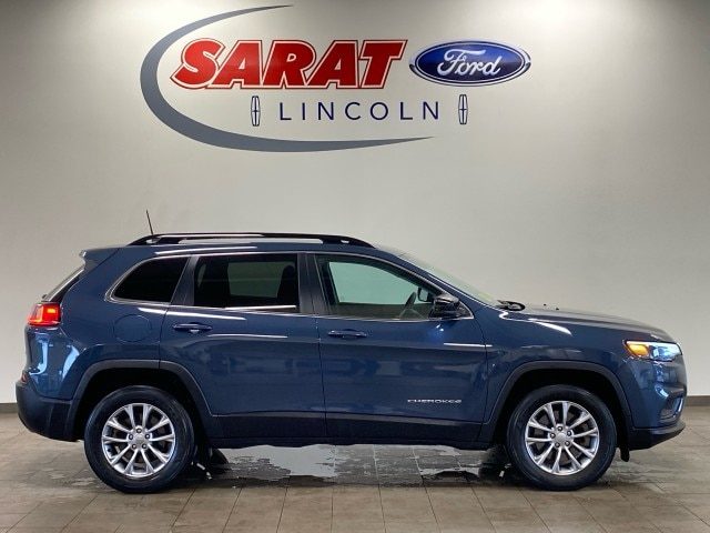 2022 Jeep Cherokee Latitude Lux 4WD photo