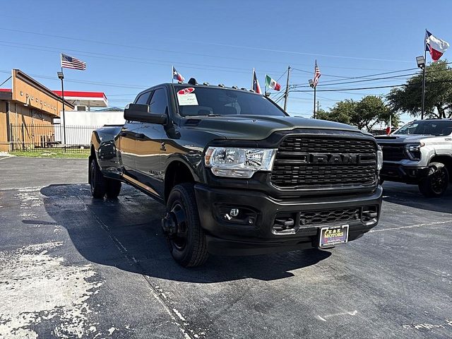 2022 Ram 3500 Lone Star 4WD photo