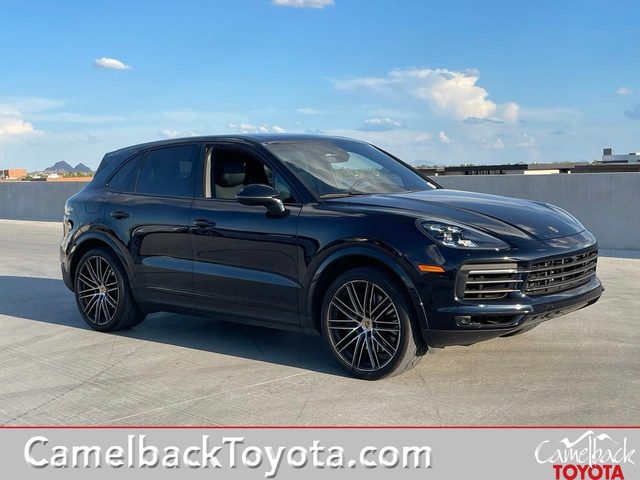 2022 Porsche Cayenne  AWD photo
