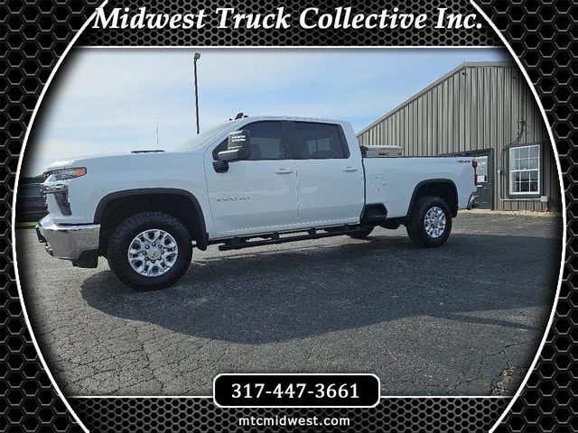 2022 Chevrolet Silverado 3500HD LT 4WD photo