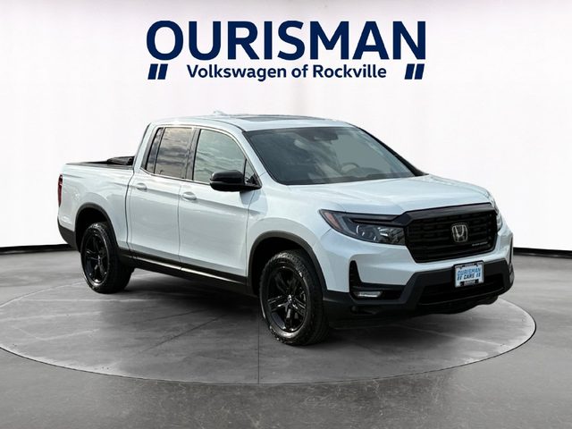 2022 Honda Ridgeline Black Edition AWD photo