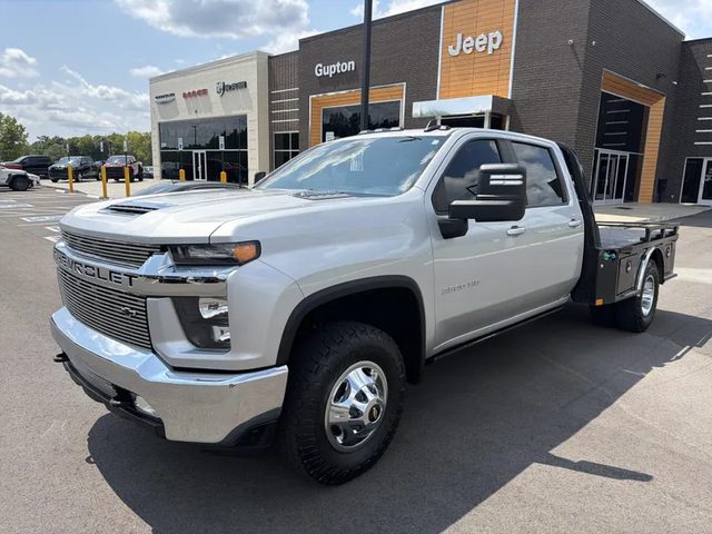 2022 Chevrolet Silverado 3500HD LT 4WD photo