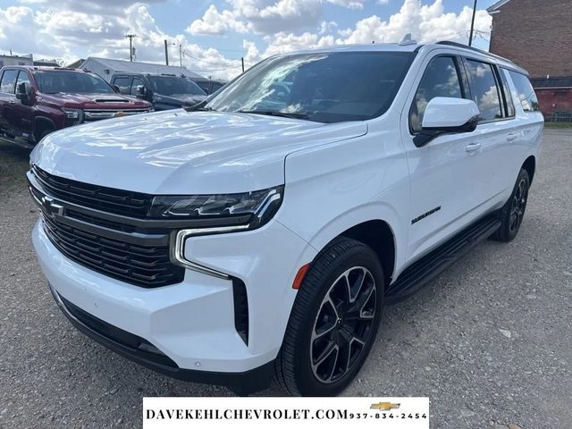 2022 Chevrolet Suburban RST 4WD photo