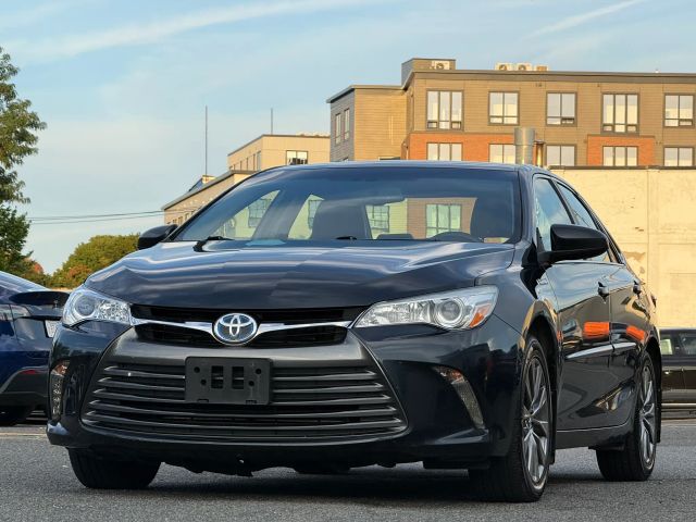 2015 Toyota Camry XLE FWD photo