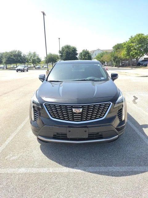 2022 Cadillac XT4 FWD Premium Luxury FWD photo