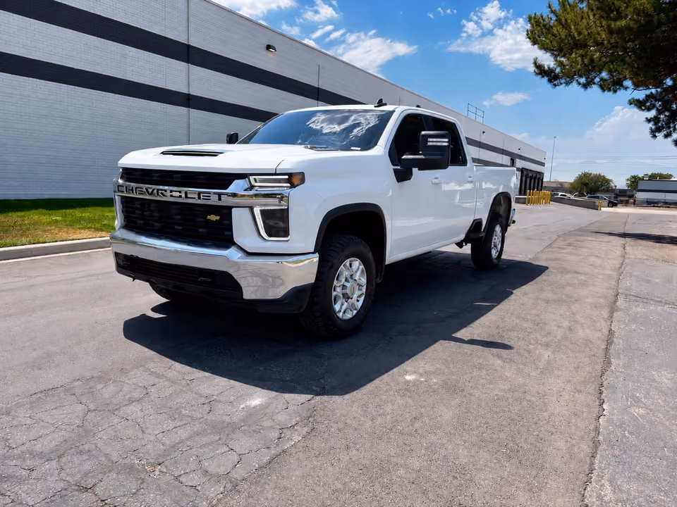 2022 Chevrolet Silverado 2500HD LT 4WD photo