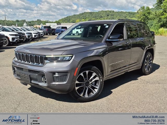 2022 Jeep Grand Cherokee Overland 4WD photo