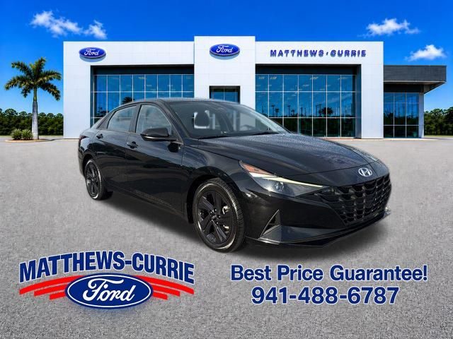 2023 Hyundai Elantra SEL FWD photo