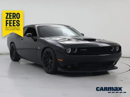 2022 Dodge Challenger R/T Scat Pack RWD photo