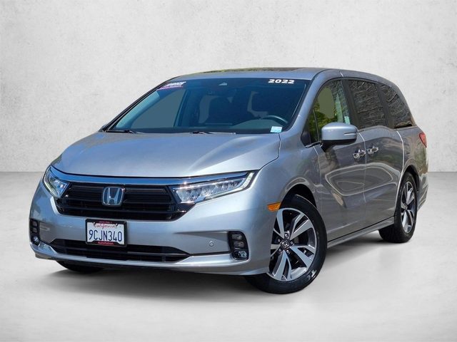 2022 Honda Odyssey Touring FWD photo