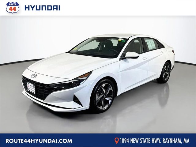 2023 Hyundai Elantra SEL FWD photo