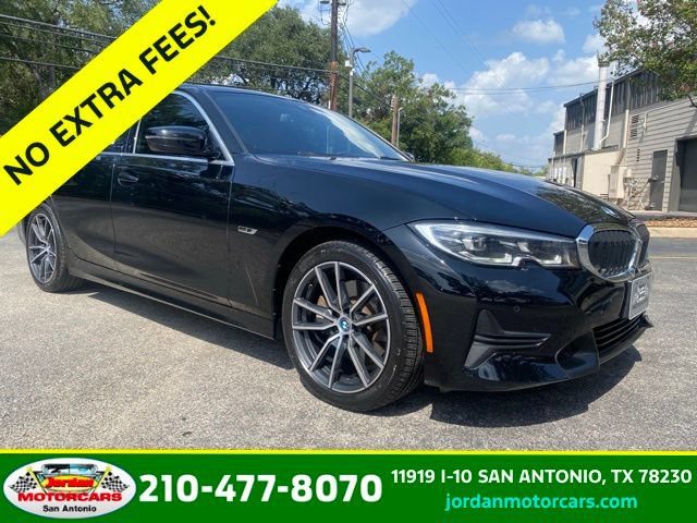 2022 BMW 3 Series 330e RWD photo