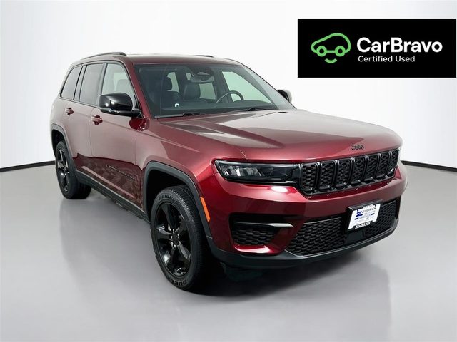 2022 Jeep Grand Cherokee Altitude 4WD photo