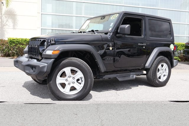 2022 Jeep Wrangler  4WD photo