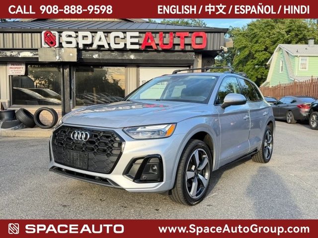 2022 Audi Q5 S line Premium Plus AWD photo