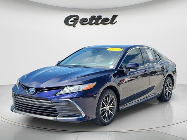 2022 Toyota Camry Hybrid XLE FWD photo