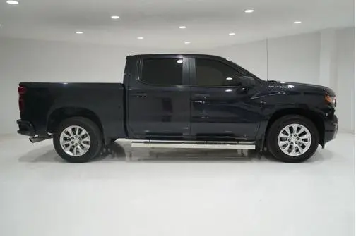 2022 Chevrolet Silverado 1500 Custom RWD photo
