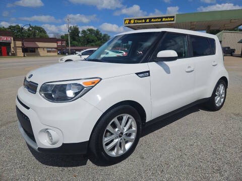 2019 Kia Soul + FWD photo