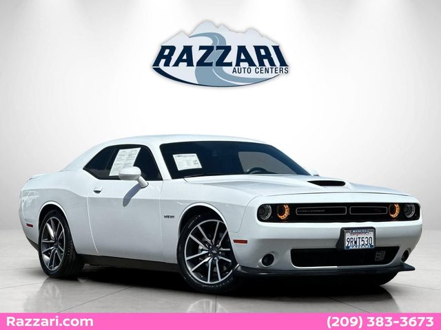 2022 Dodge Challenger R/T RWD photo