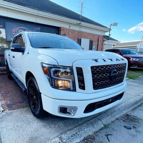 2019 Nissan Titan SV RWD photo