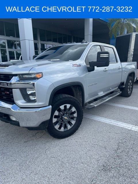 2022 Chevrolet Silverado 2500HD LT 4WD photo