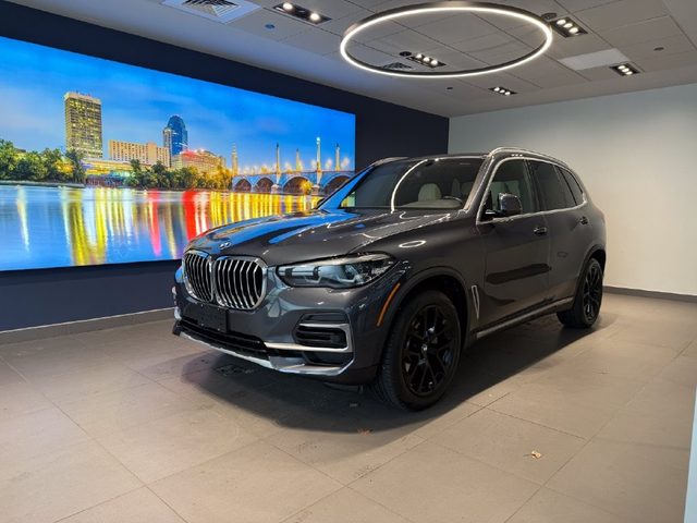 2022 BMW X5 xDrive40i AWD photo