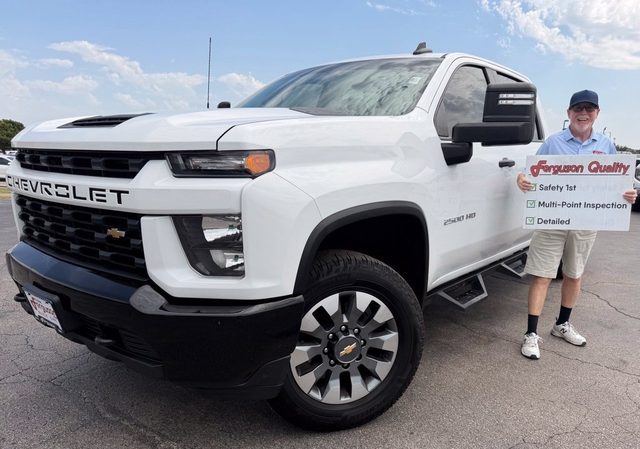 2022 Chevrolet Silverado 2500HD Custom 4WD photo