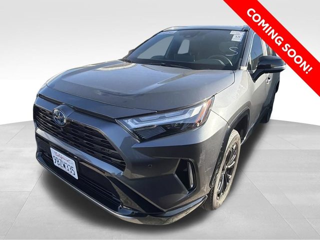 2022 Toyota RAV4 Hybrid XSE AWD photo