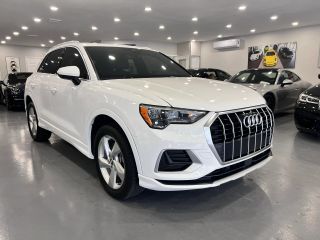2020 Audi Q3 Premium AWD photo