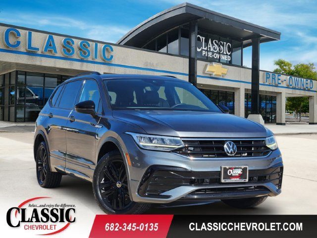 2022 Volkswagen Tiguan SE R-Line Black FWD photo