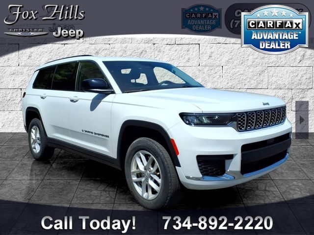 2022 Jeep Grand Cherokee L Laredo 4WD photo