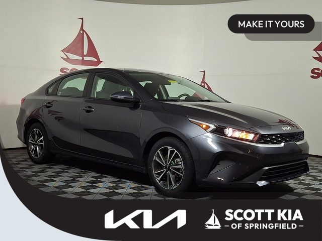 2022 Kia Forte LXS FWD photo