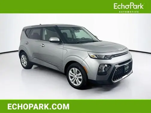 2022 Kia Soul LX FWD photo