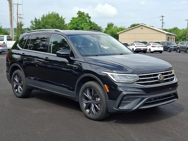 2022 Volkswagen Tiguan SE AWD photo