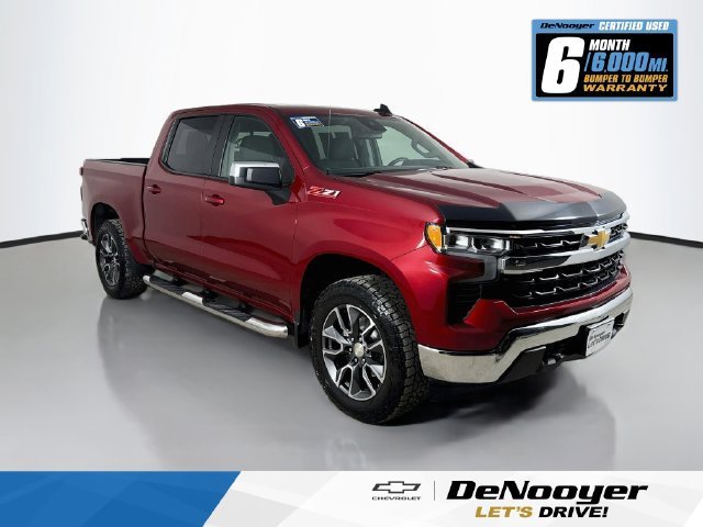 2022 Chevrolet Silverado 1500 LT 4WD photo
