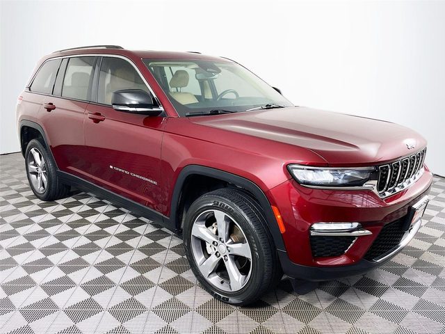 2022 Jeep Grand Cherokee Limited 4WD photo