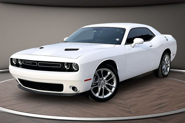 2022 Dodge Challenger SXT AWD photo