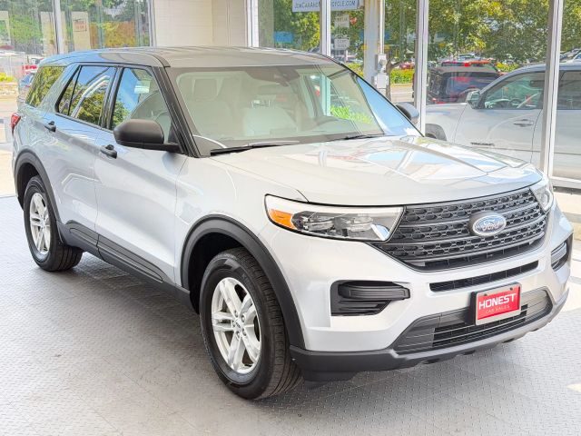 2022 Ford Explorer Base 4WD photo