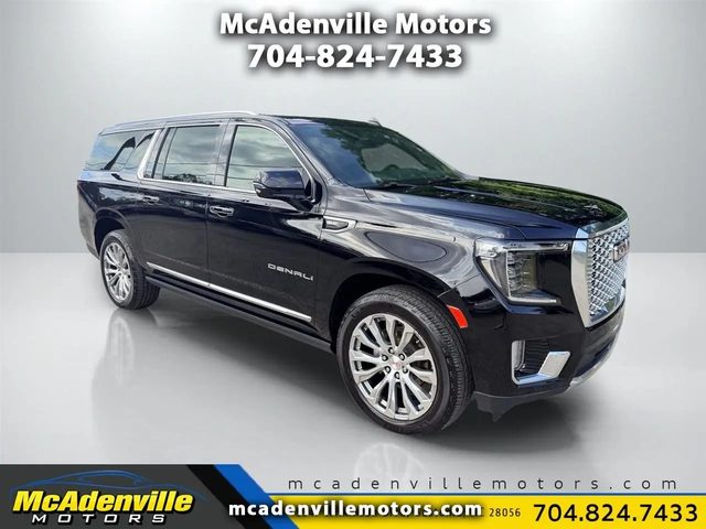2022 GMC Yukon XL Denali 4WD photo