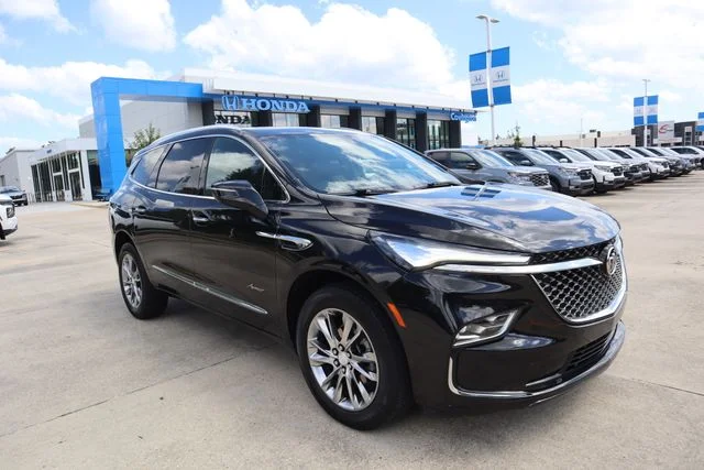 2022 Buick Enclave Avenir FWD photo