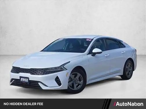 2022 Kia K5 LXS FWD photo
