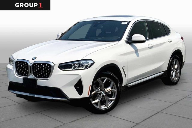2022 BMW X4 xDrive30i AWD photo