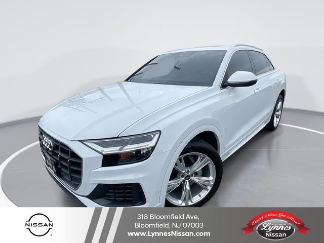 2022 Audi Q8 Premium AWD photo