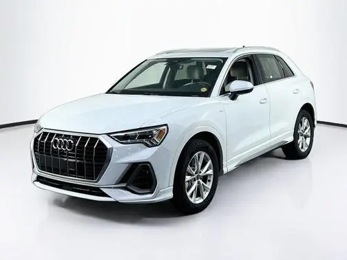 2022 Audi Q3 S line Premium Plus AWD photo