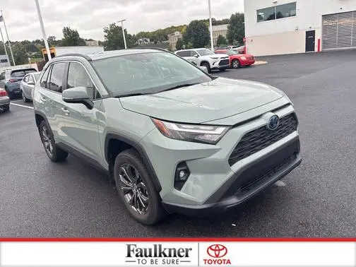2022 Toyota RAV4 Hybrid XLE Premium AWD photo