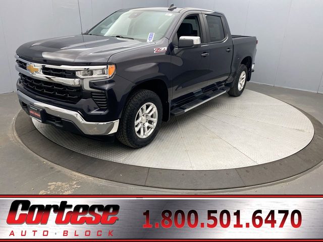 2022 Chevrolet Silverado 1500 LT 4WD photo