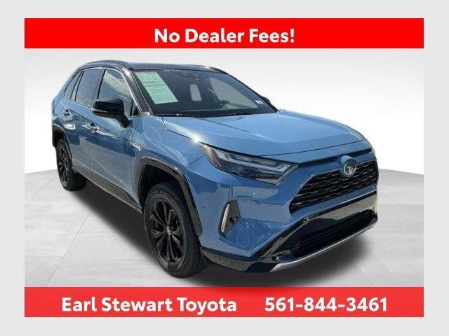 2022 Toyota RAV4 Hybrid XSE AWD photo