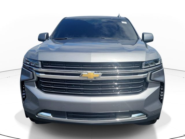 2022 Chevrolet Suburban LT 4WD photo