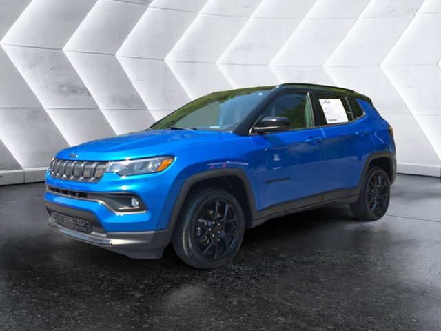 2022 Jeep Compass Altitude 4WD photo
