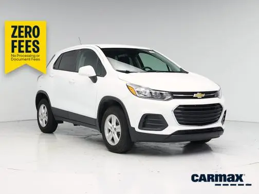 2022 Chevrolet Trax LS AWD photo